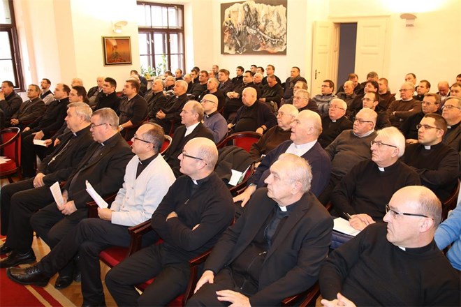 Adventsko-božićna duhovna obnova svećenika Varaždinske biskupije, predavanje održao vlč. Andrija Miličević